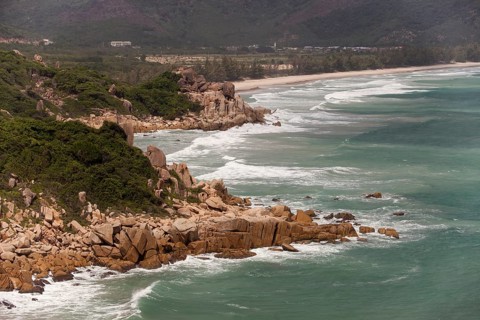 Rocky coast near Vinh Hy