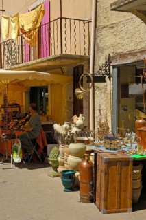 Street market in Sault