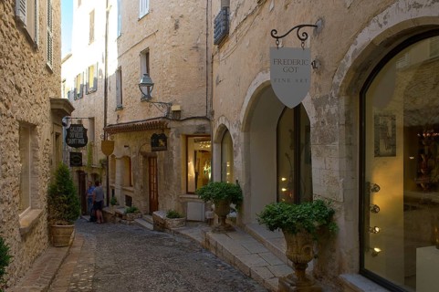 Alley in the old town of Saint Paul de Vence