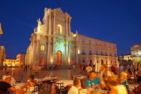 Cathedral Square with the Cathedral of Santa Maria delle Colonne