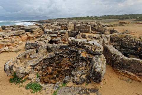 Prehistorical necropole