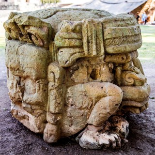 Zoomorphic altar to Stele N