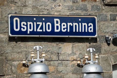 Sign Ospizio Bernina