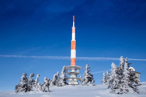 Radio tower transmission mast