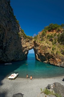 Arco Magno