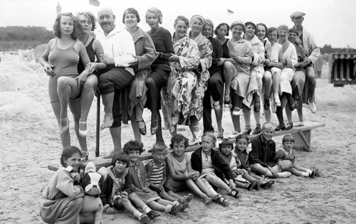 Group with bathers on the beach