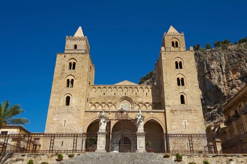San Salvatore Cathedral with Piazza Duomo in Cefalu