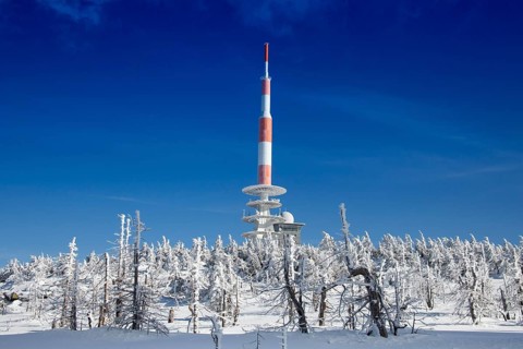 Radio tower transmission mast