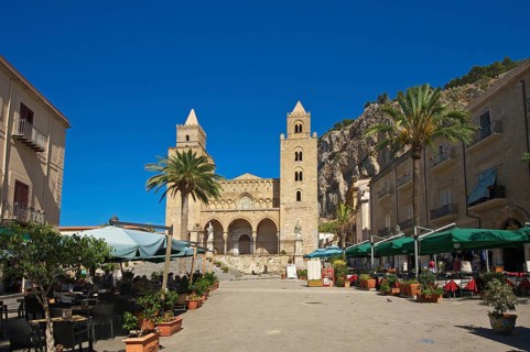 San Salvatore Cathedral with Piazza Duomo in Cefalu