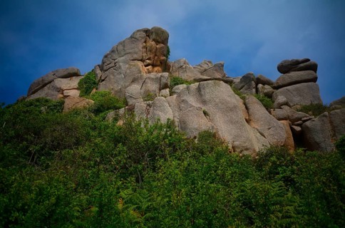 Rocky coast along the Sentier des douaniers