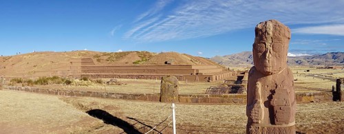Fraile monolith or monk monolith of the pre-Inca period in the ruins of Tiwanaku