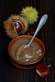 Chestnut cream in shell and sweet chestnuts