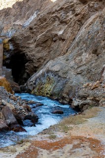 Hot springs in the Pai Mori gorge