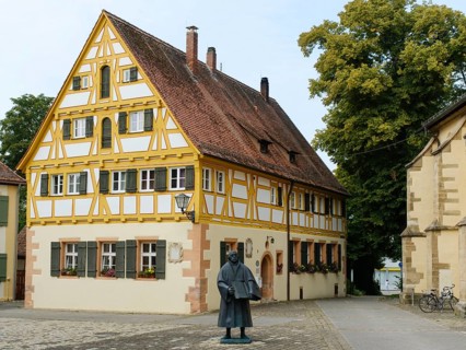 Old Latin School and statue of Martin Luther
