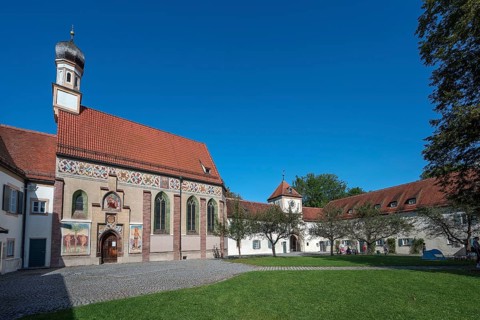 The courtyard of Blutenburg Palace with chapel
