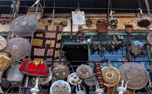 Extravagand souvenirs for sale in Chicken street