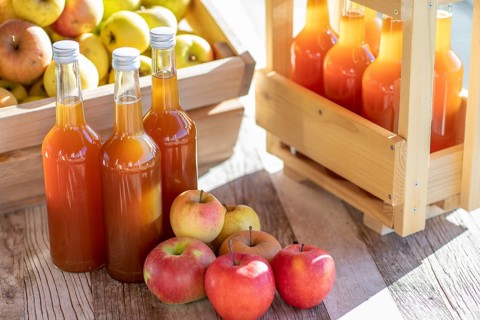 Apple juice naturally cloudy
