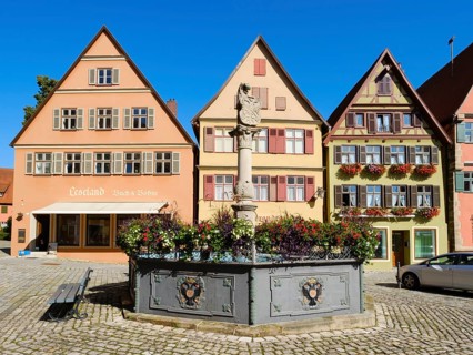 Gabled houses on Altrathausplatz in the historic old town