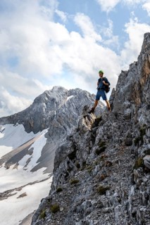 Hikers on the Hermann von Barth trail