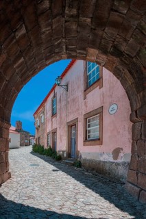 Entrance gate