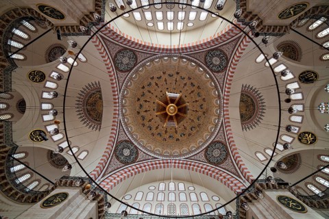 The Suleymaniye Mosque was commissioned by Sultan Suleyman