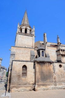Church Collegiale Sainte Marthe
