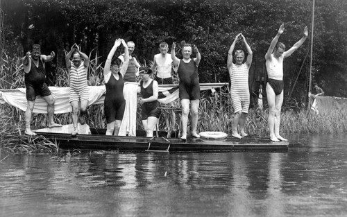 Bathing group at the Lake Ammer