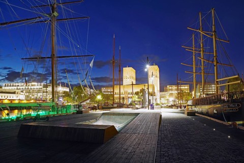Sailing ship and the city hall