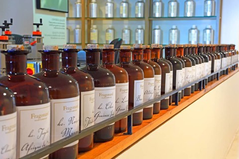 Various essences for perfume production