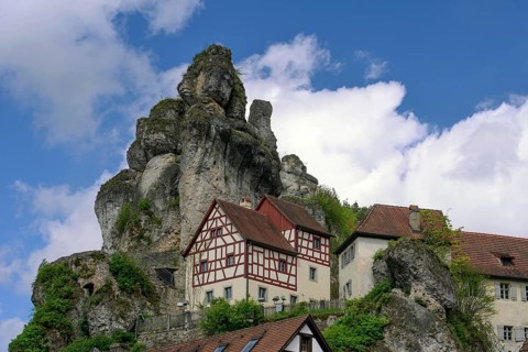 Tuechersfeld
