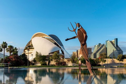 Neptune Sculpture and Palace of the Arts