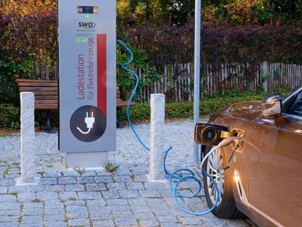 Vehicle charging electricity