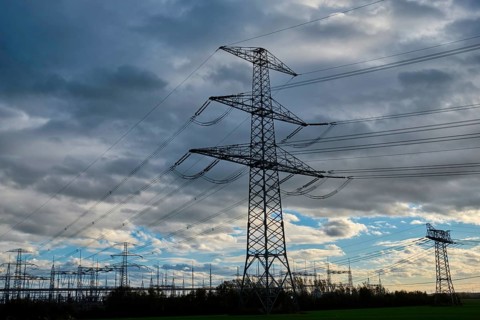 Power pylons