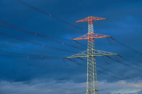 Power pylons
