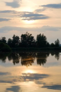 Evening atmosphere at the Altmuehlsee