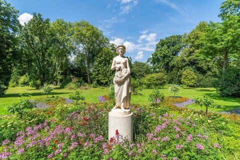 Flora statue in the Marly Garden