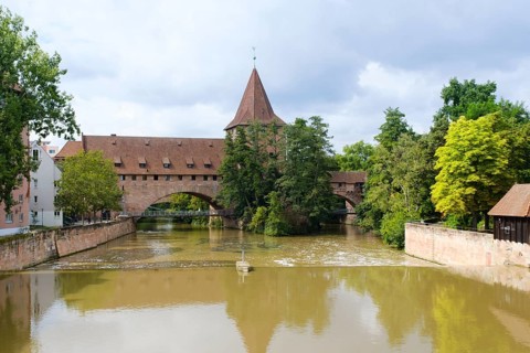 Kettensteg and Fronveste on the Pegnitz