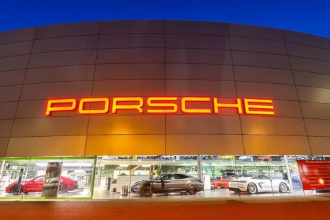 Porsche dealer Auto Autos Zuffenhausen modern architecture in Stuttgart