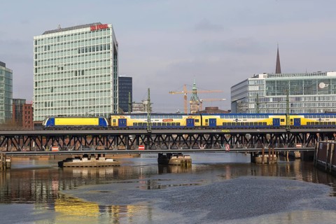 Metronom regional train on the Oberhafen bridge in Hamburg