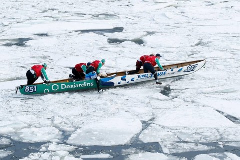 Canoe race on ice