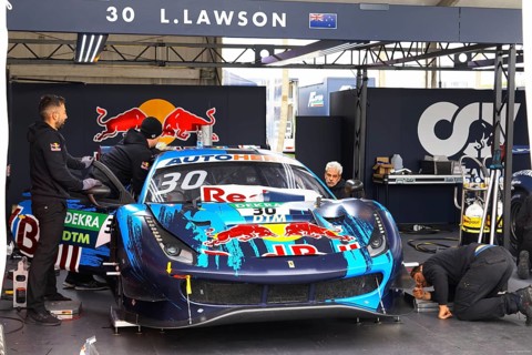 Mechanics work in pit