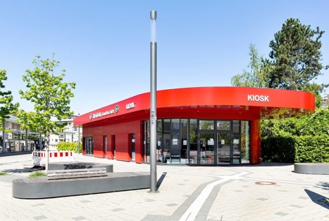 Central bus station and tram junction