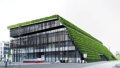 Koe-Bogen II office and commercial building