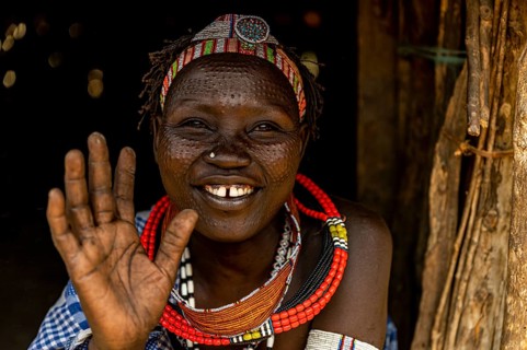 Woman with beauty scars from the Toposa tribe