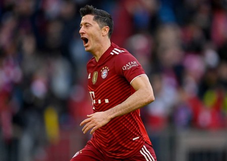 Goal celebration Robert Lewandowski FC Bayern Munich FCB