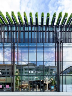 Koe-Bogen II office and commercial building