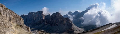 Clouds at the summit of Lagazuoi