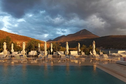 Hotel pool with view of Taygetos Mountains