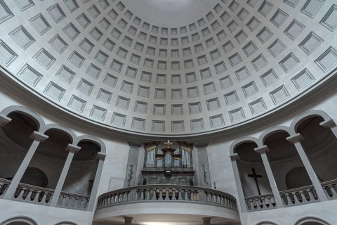 Organ gallery with dome of the St. Andreas Church