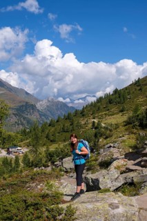 Hikers on the Panorama Trail